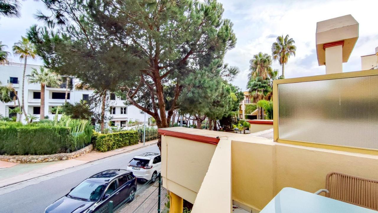 Oleholidays 411 Romana Playa Junto A La Playa Apartment
